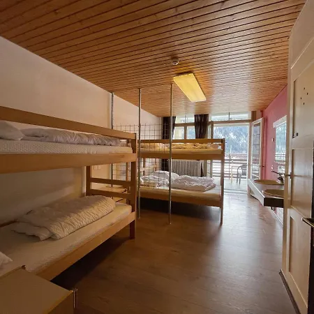 Hostel Wildes Wintercamp Im Sportclub Waldschlossli